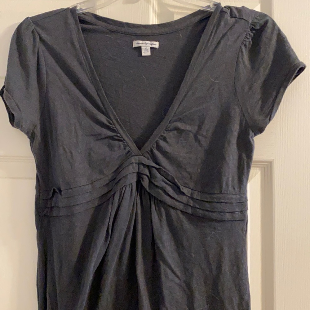 American eagle v-neck pleated top